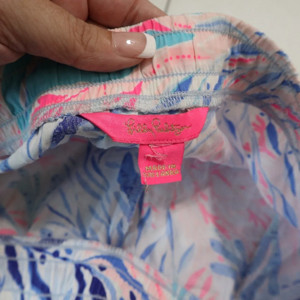 Lilly Pulitzer Callahan Coral Reef Print Pull On Shorts Women M Drawstring Beach